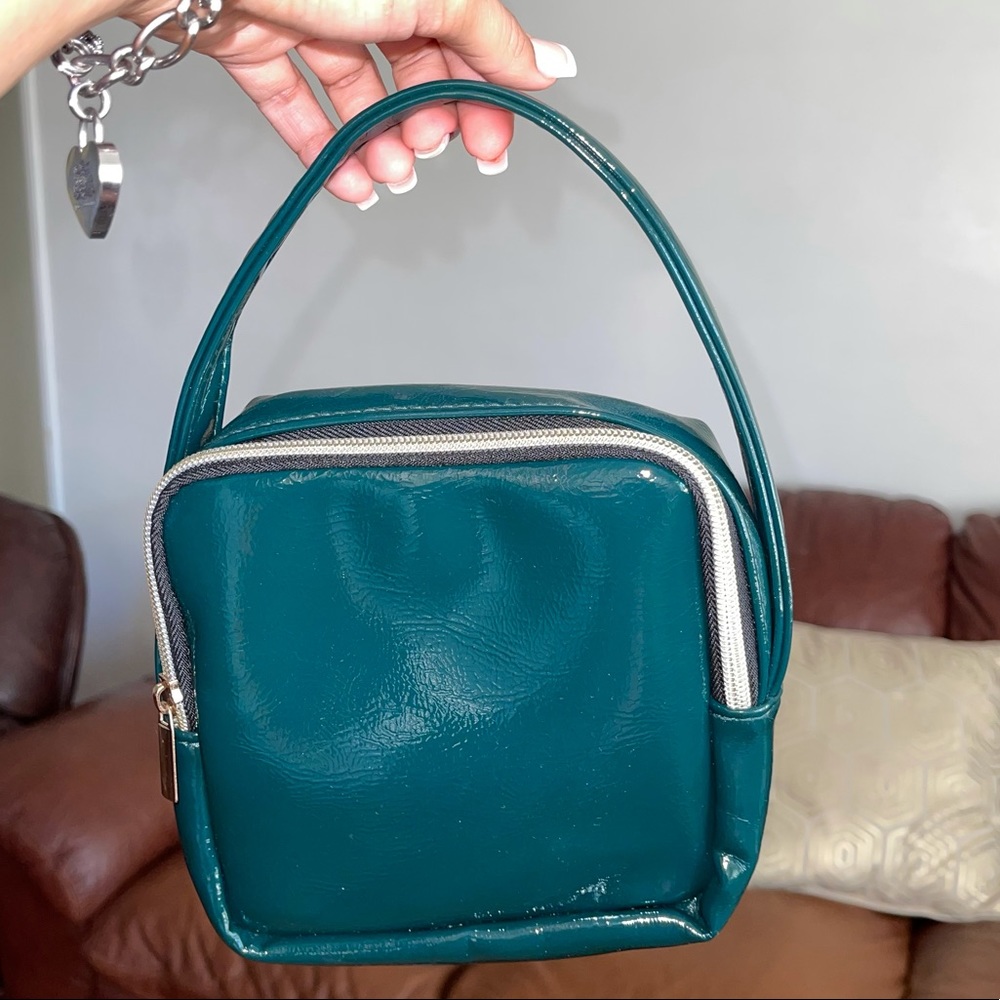 Y2K Emerald green mini bag 🧞‍♂️